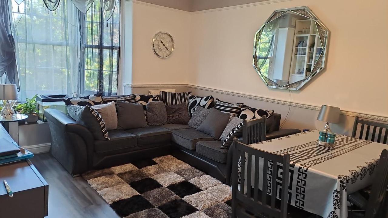 3 Bedroom Brixton Apartment Londyn Zewnętrze zdjęcie